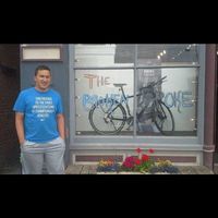 Alex Ostrovsky的照片