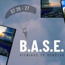 Bilder von BASE Jumping from TV Tower
