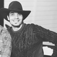 AJay MenaRia的照片