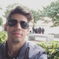 Roberto Dominguez的照片