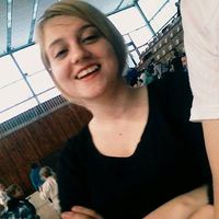 Eva Klapkova's Photo