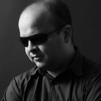 Yurii Khits的照片