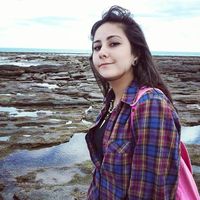 Abril Oxalde Paz的照片