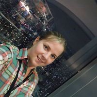 Fruzsina Pankotay的照片