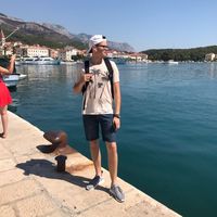 Vlad Ostapovets的照片