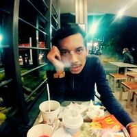Danang Rizwar's Photo