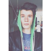 Levi Evenhouse的照片