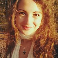 Ayşe Mine Evren的照片