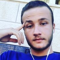 Alen Momani的照片