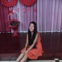 Аиша Омурова的照片