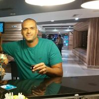 Le foto di kobi morad