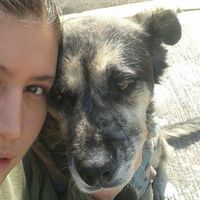 Alma Cervantes的照片