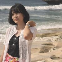 Putri Lestari's Photo