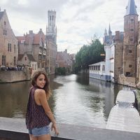 Elif Öztürk的照片