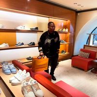 Grey Michael的照片