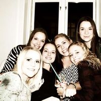 Zdjęcia użytkownika Becky, Gabriella, Mia, Kathrine .