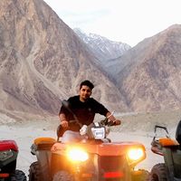 Sushant Khosla的照片