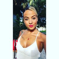 Claire  Fontaine's Photo