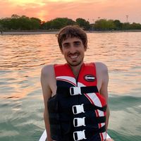 Calder Bethke的照片