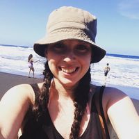 Maya Throsby的照片