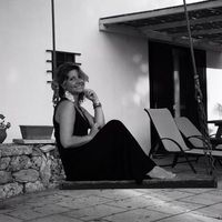 Linda De Putti的照片