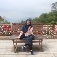 Sartika Sari's Photo