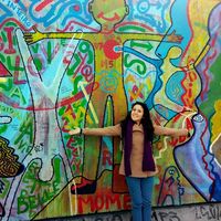 Özge Yüksel's Photo