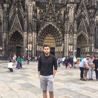 Melih Gundogdu的照片