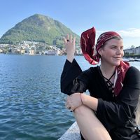 Ursina Adam的照片