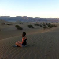 Hanna Strobl的照片