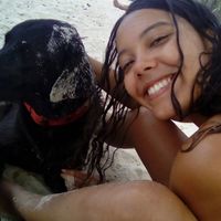 Ester Olivas的照片