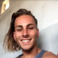 Calvin Busby的照片