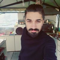 Ahmet Kara的照片