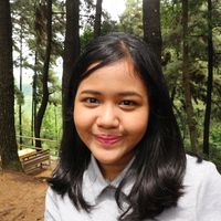 Nadia Hanif的照片