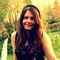 Nadine Eden的照片