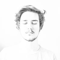 Daniel Varga's Photo