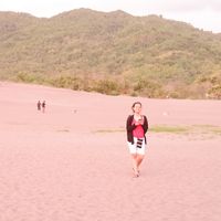 Pia Simarmata's Photo