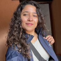 Julii Macedo's Photo