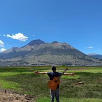 Santiago Mora的照片