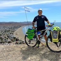 Ale  Nómada 🍉🌍🚵's Photo