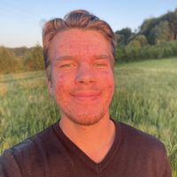 Adam Vaculčík的照片