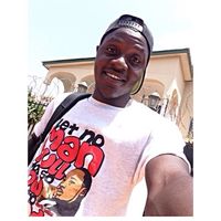 Brown Kpakpo的照片