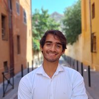 Alfred Anaya Valencia的照片