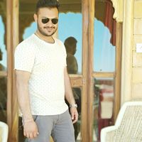 Praveen Magonee's Photo