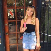 Becca Luschen的照片