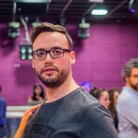 Bálint Székely的照片