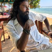 Thushan Siri's Photo