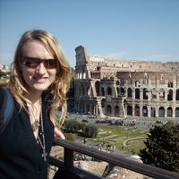 Karina Maril的照片