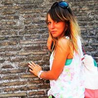 Elena Nolastname的照片