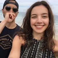 Iona Guthrie的照片